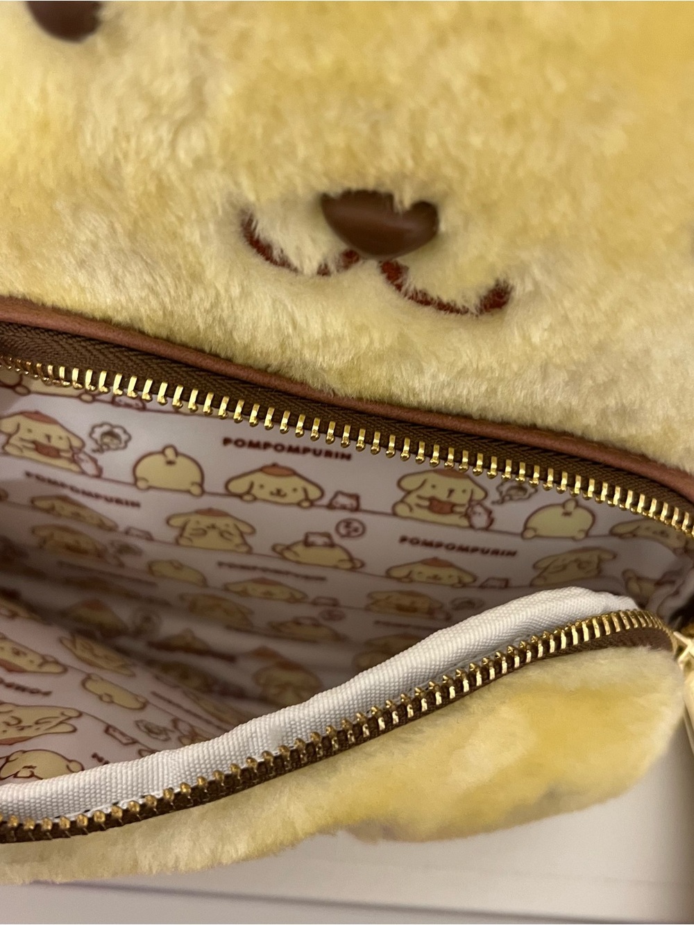 Pompompurin Loungefly Backpack - Picture 5 of 6